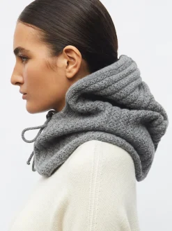 cagoule en maille torsadée