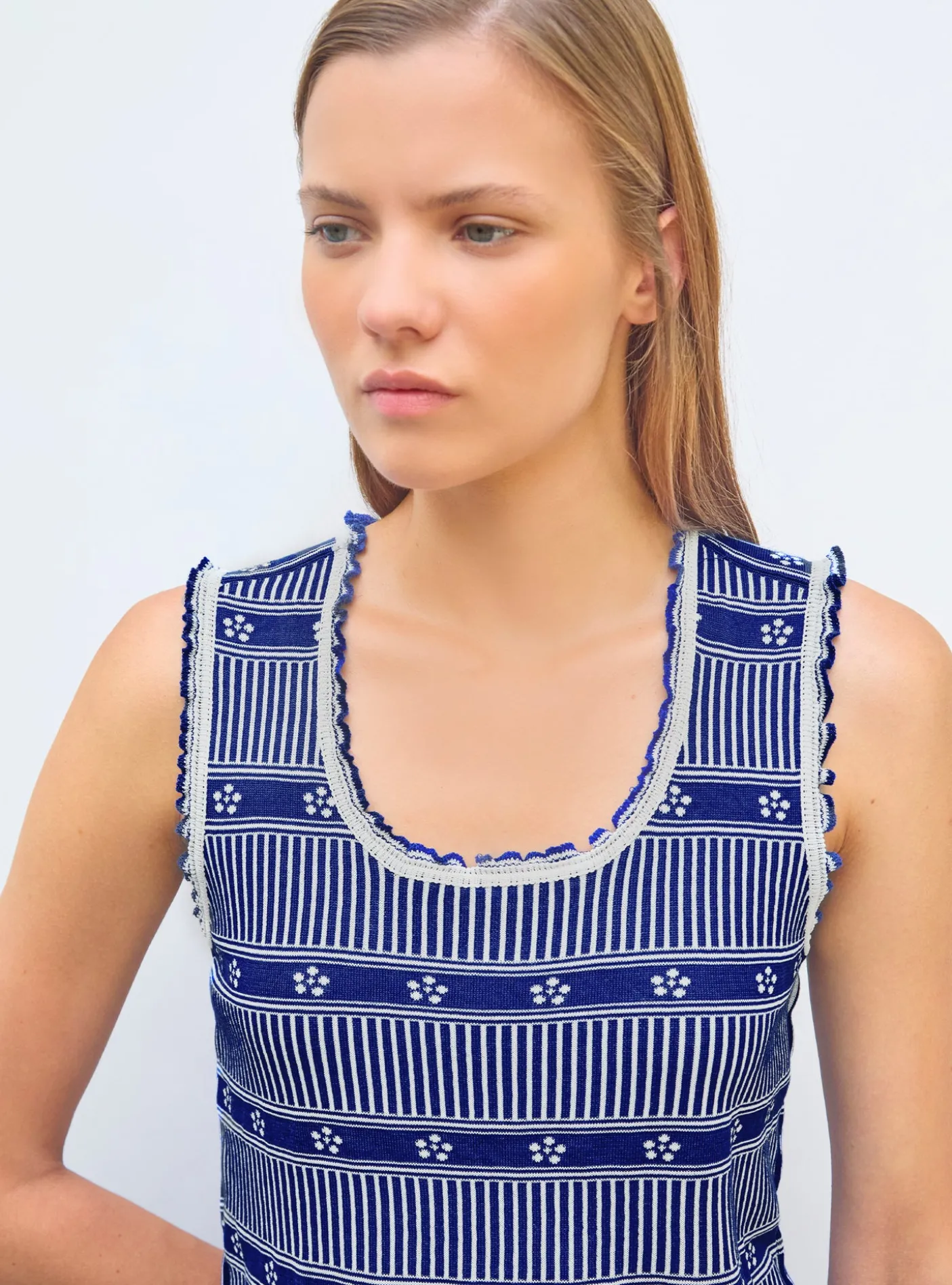 débardeur maille mini fleurs