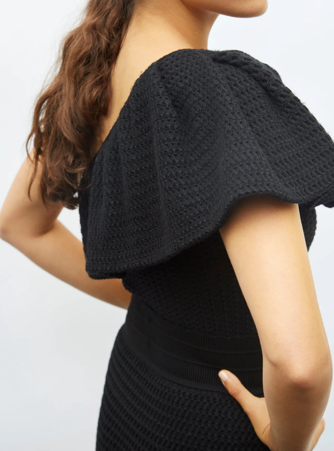 one shoulder en maille smockée