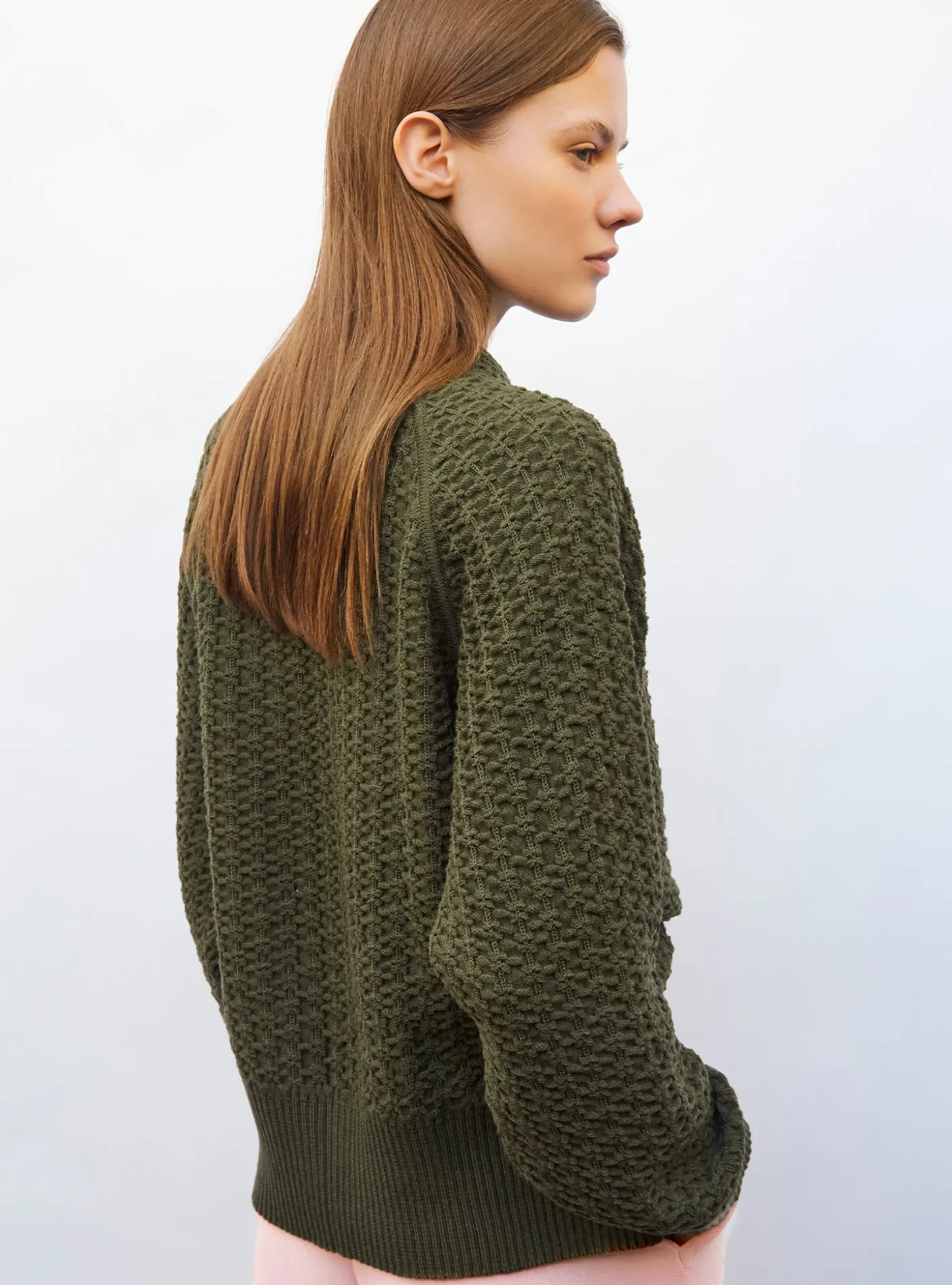 pull loose maille entrelacée
