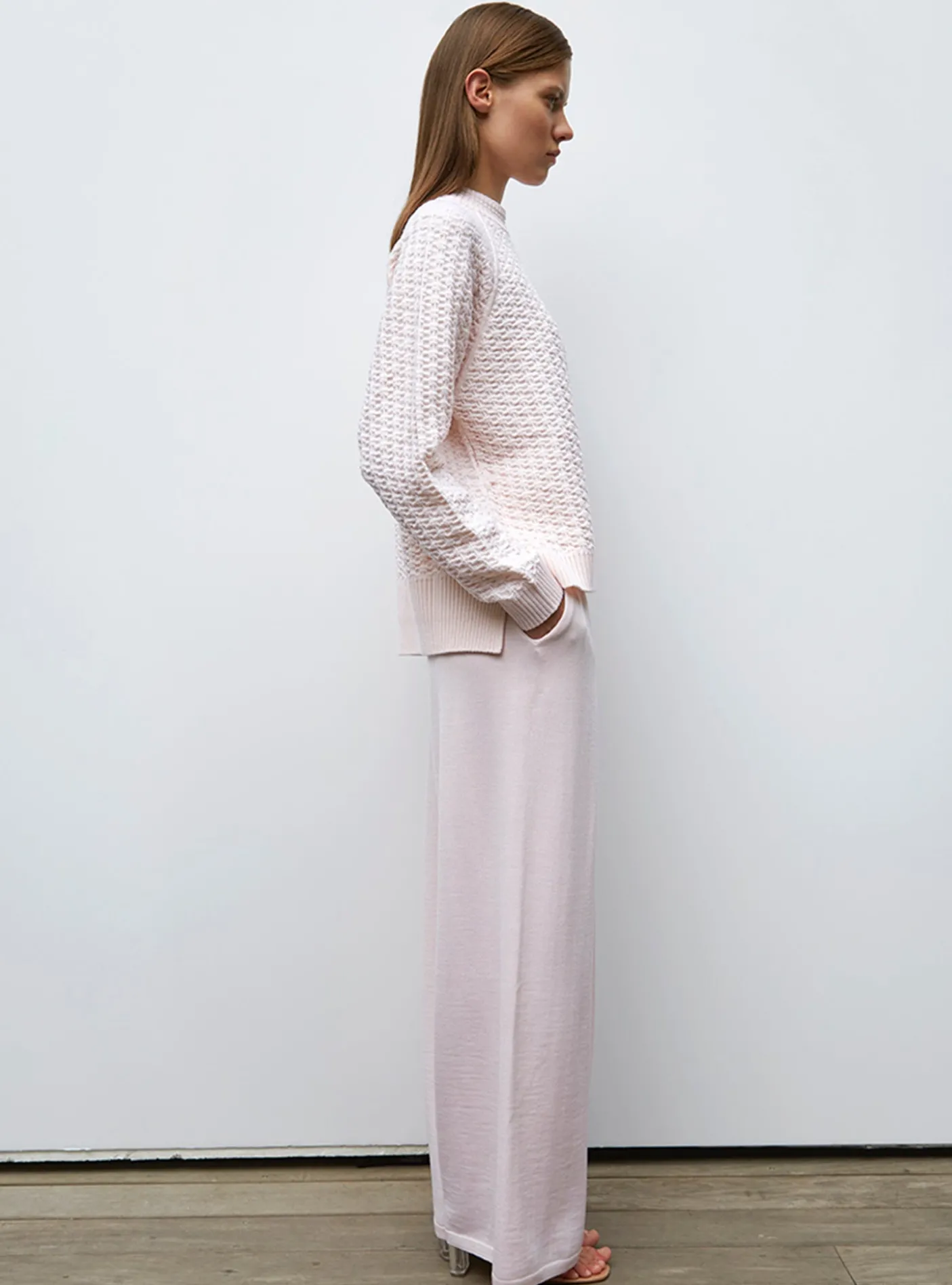 pull loose maille entrelacée