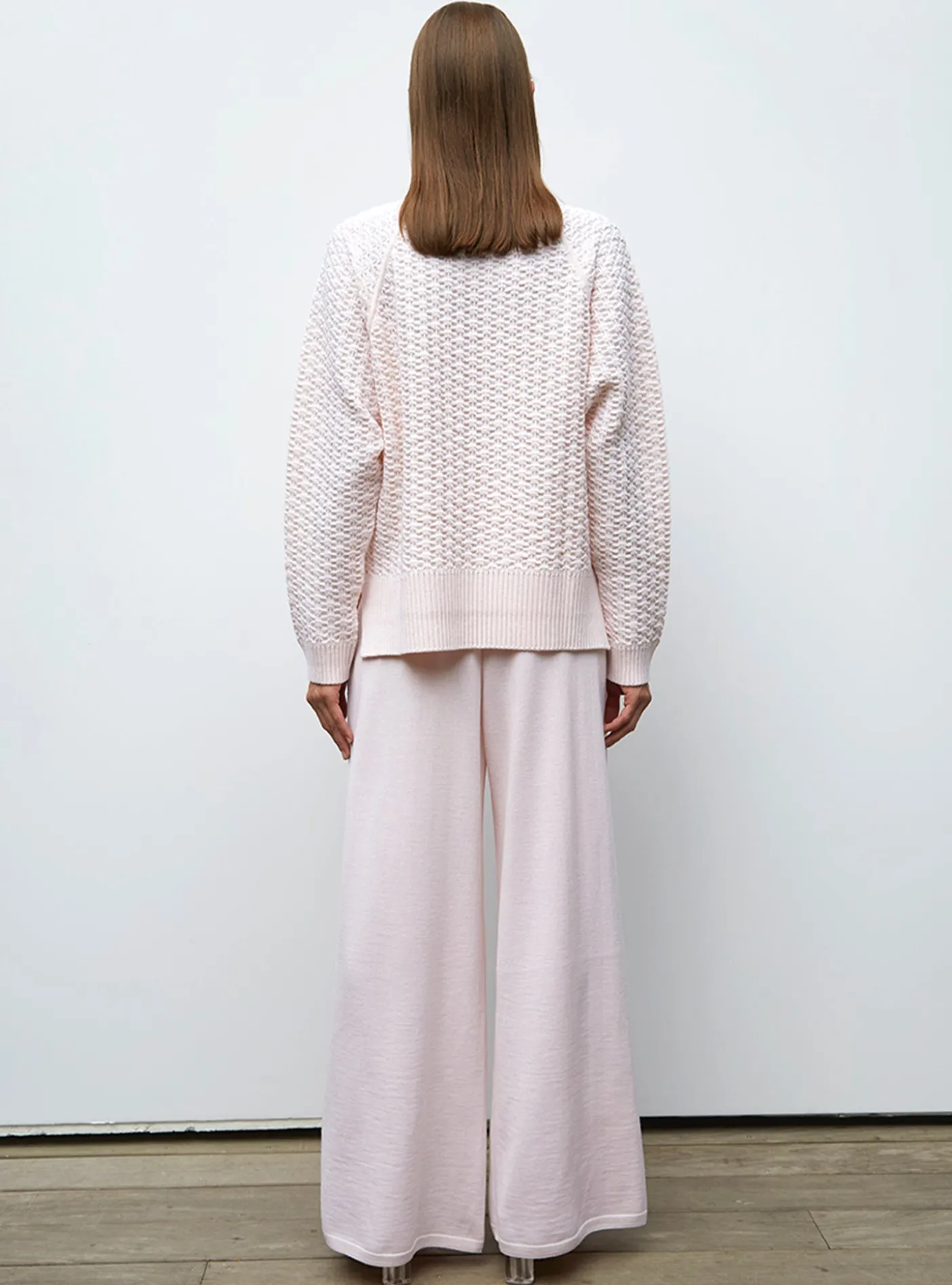 pull loose maille entrelacée
