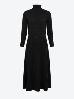 robe longue maille plissée