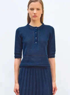 top délicat maille crochet