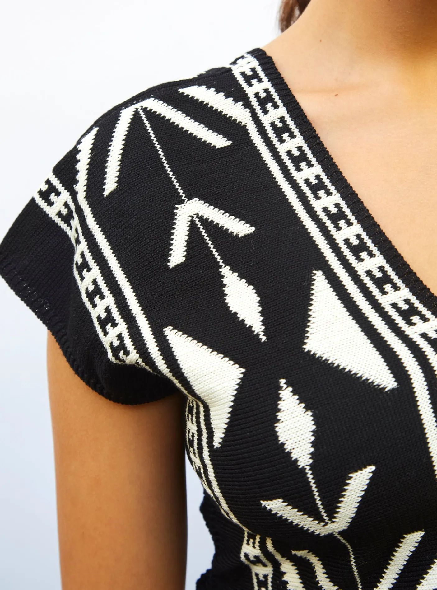top v maille jacquard ikat